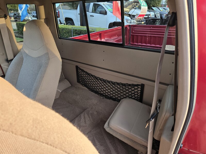 2002 Ford Ranger XLT - Photo 16 - Garland, TX 75042