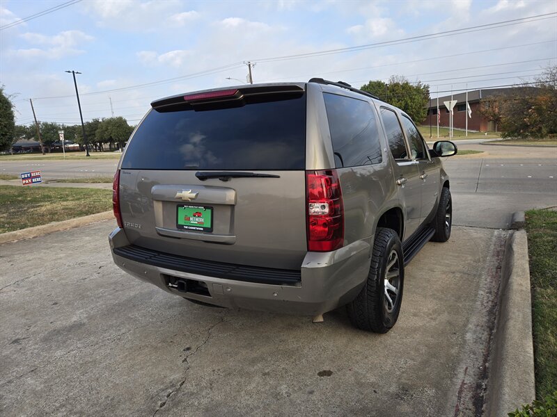 2007 Chevrolet Tahoe LT - Photo 9 - Garland, TX 75042
