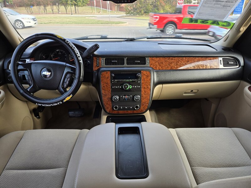 2007 Chevrolet Tahoe LT - Photo 18 - Garland, TX 75042