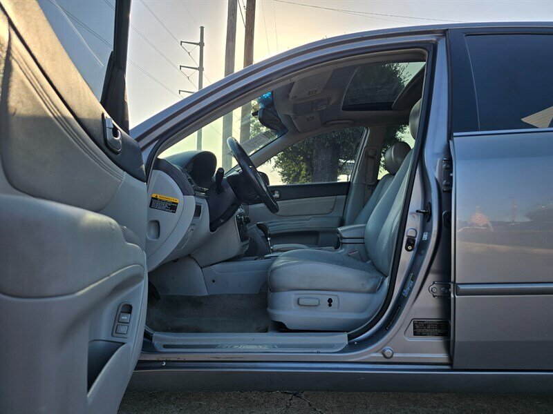 2006 Hyundai SONATA GLS V6 - Photo 15 - Garland, TX 75042