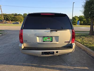 2011 GMC Yukon XL SLT 1500   - Photo 9 - Garland, TX 75042