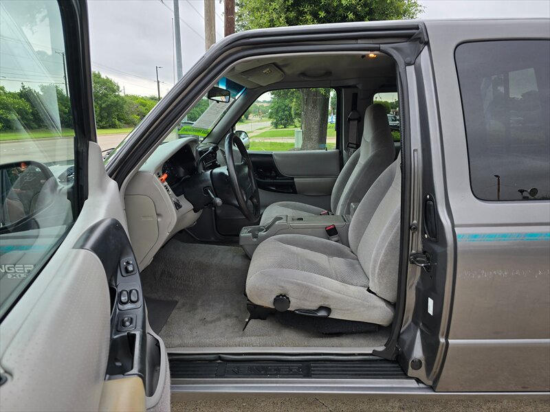 1998 Ford Ranger XLT - Photo 14 - Garland, TX 75042