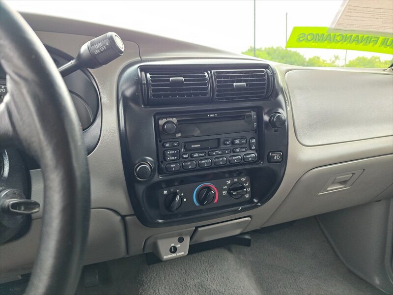1998 Ford Ranger XLT - Photo 17 - Garland, TX 75042