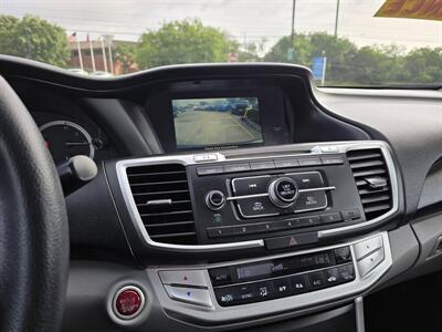 2015 Honda Accord EX   - Photo 18 - Garland, TX 75042