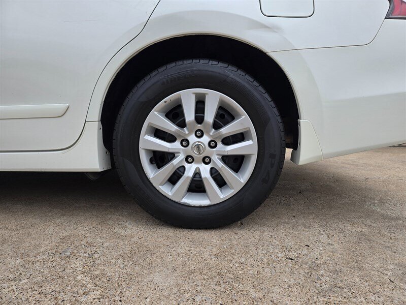 2014 Nissan Altima 2.5 - Photo 4 - Garland, TX 75042