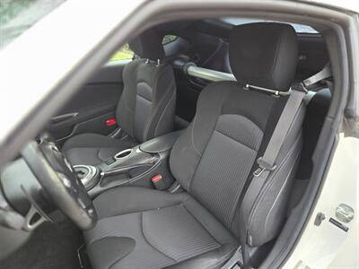 2015 Nissan 370Z Sport Tech - Photo 17 - Garland, TX 75042