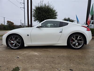 2015 Nissan 370Z Sport Tech - Photo 4 - Garland, TX 75042