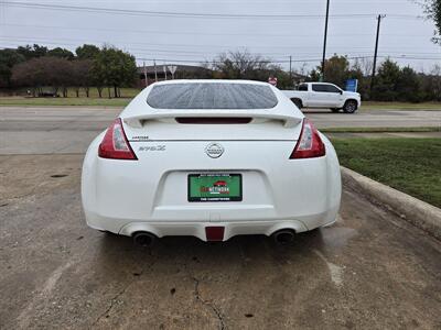 2015 Nissan 370Z Sport Tech - Photo 9 - Garland, TX 75042