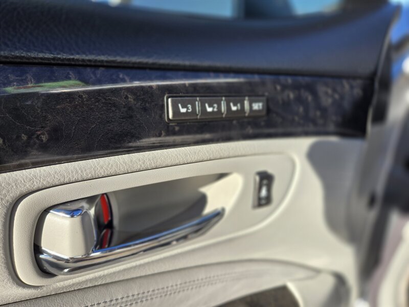 2007 Lexus LS 460 - Photo 13 - Garland, TX 75042