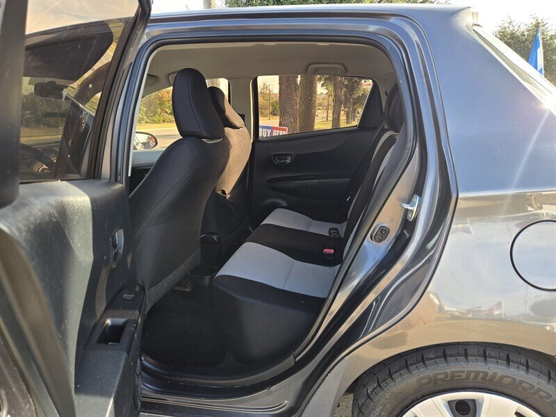2012 Toyota Yaris 5-Door L - Photo 15 - Garland, TX 75042