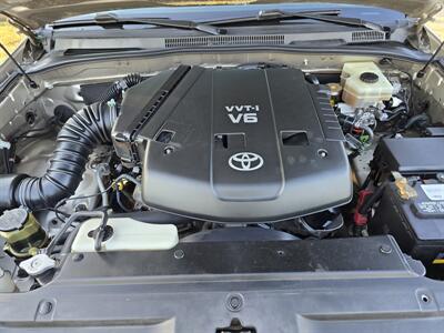 2004 Toyota 4Runner SR5   - Photo 14 - Garland, TX 75042