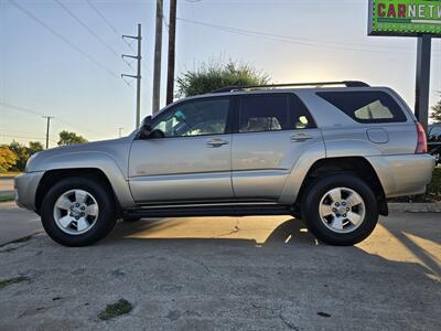 2004 Toyota 4Runner SR5   - Photo 5 - Garland, TX 75042