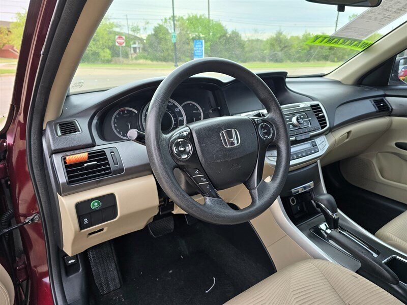 2014 Honda Accord LX - Photo 14 - Garland, TX 75042