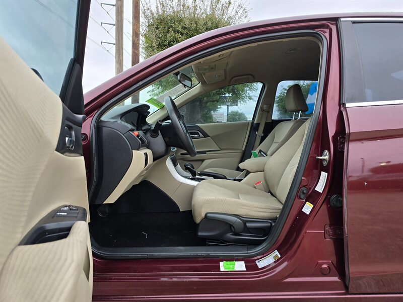 2014 Honda Accord LX - Photo 15 - Garland, TX 75042