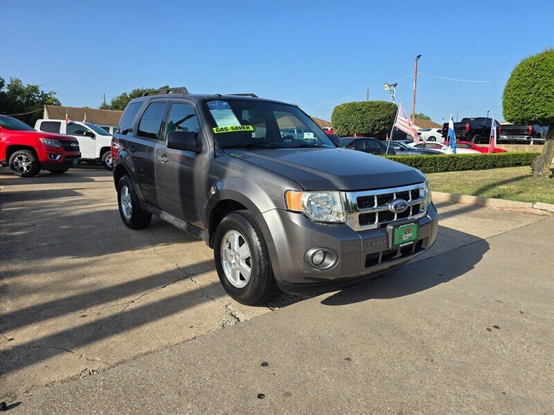 2010 Ford Escape XLT - Photo 11 - Garland, TX 75042