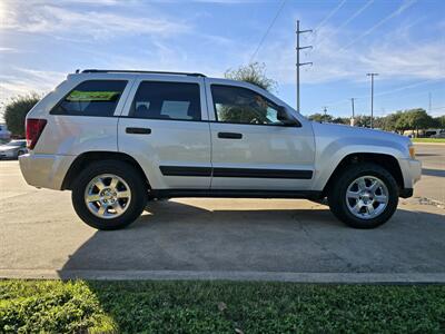 2005 Jeep Grand Cherokee Laredo   - Photo 9 - Garland, TX 75042