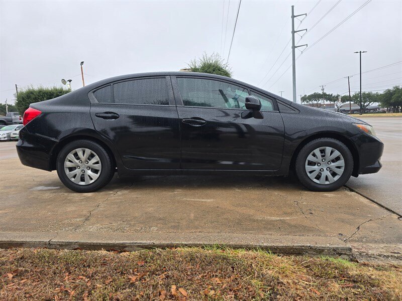 2012 Honda Civic LX - Photo 9 - Garland, TX 75042