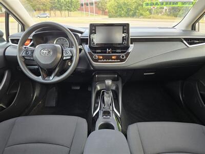 2020 Toyota Corolla LE   - Photo 15 - Garland, TX 75042