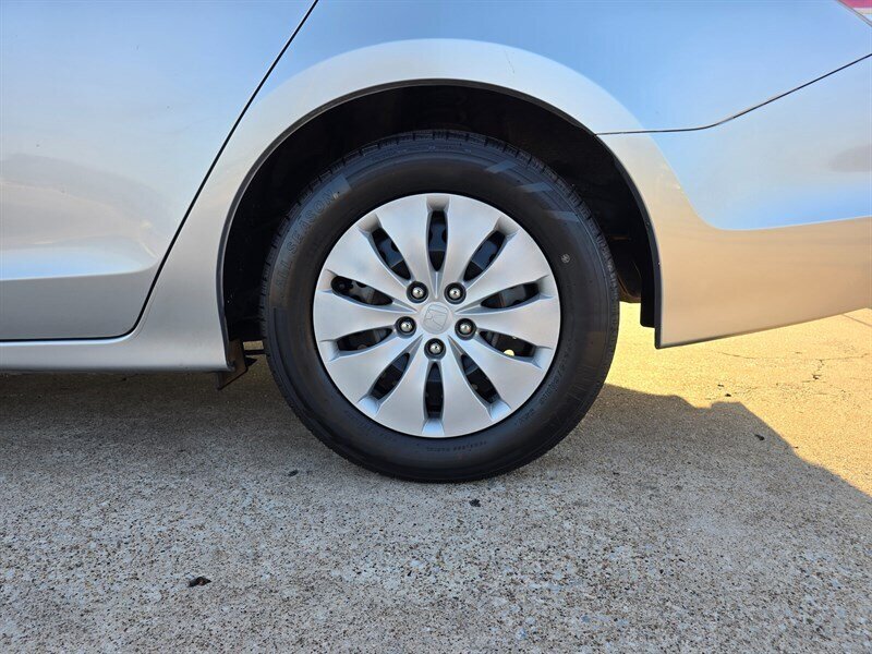 2012 Honda Accord LX - Photo 4 - Garland, TX 75042