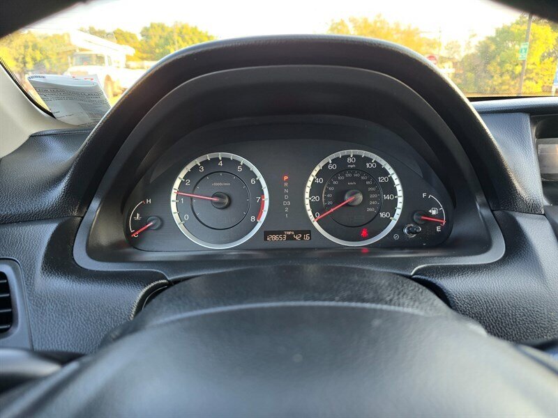 2012 Honda Accord LX - Photo 18 - Garland, TX 75042
