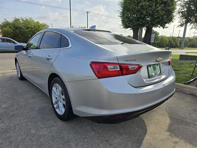 2017 Chevrolet Malibu LT   - Photo 6 - Garland, TX 75042