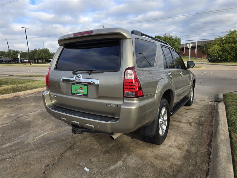 2007 Toyota 4Runner SR5   - Photo 8 - Garland, TX 75042