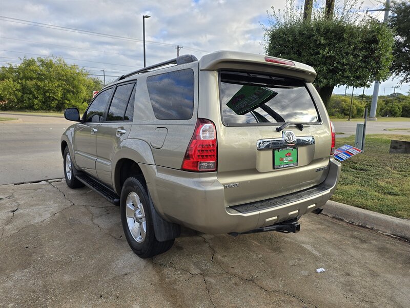 2007 Toyota 4Runner SR5   - Photo 6 - Garland, TX 75042