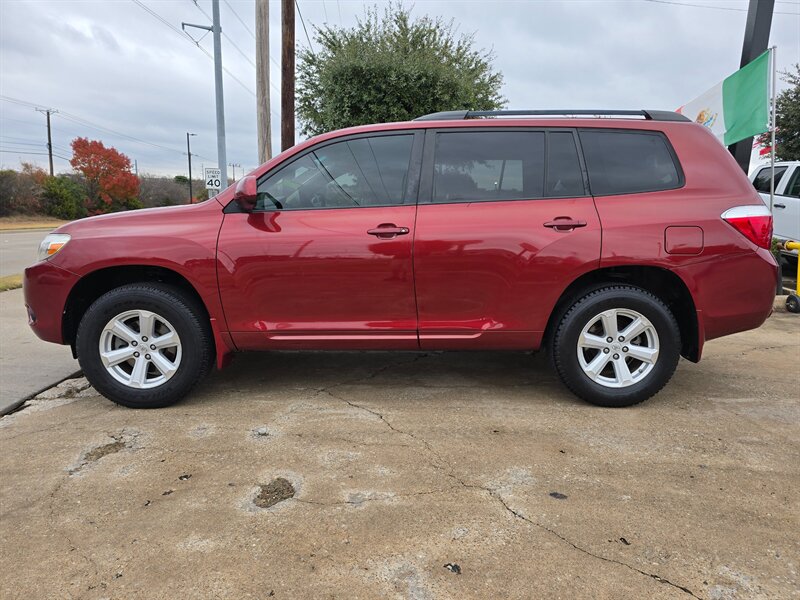 2010 Toyota Highlander - Photo 3 - Garland, TX 75042