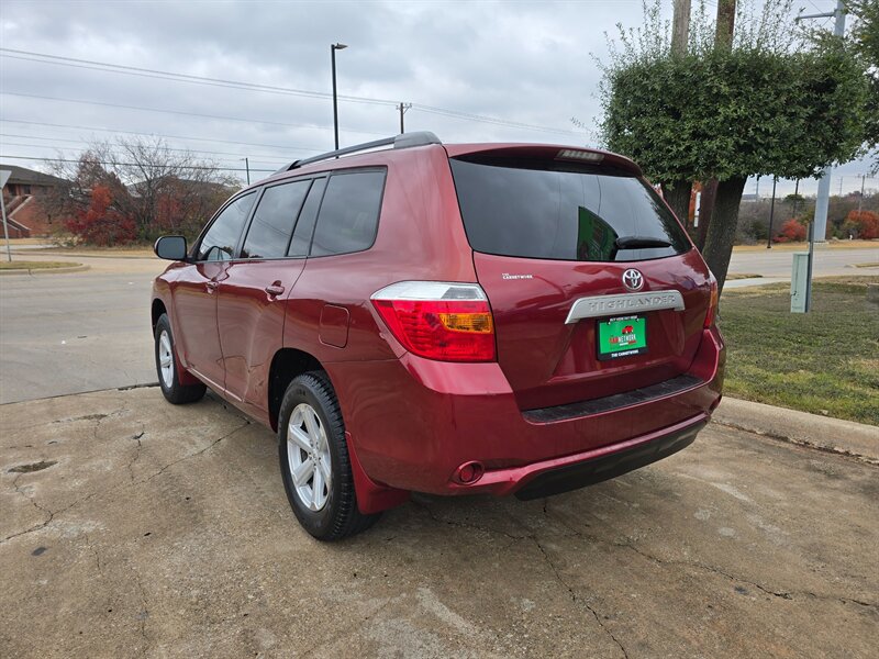 2010 Toyota Highlander - Photo 6 - Garland, TX 75042