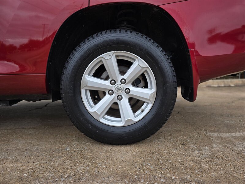 2010 Toyota Highlander - Photo 4 - Garland, TX 75042