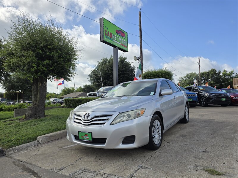 2010 Toyota Camry LE - Photo 1 - Garland, TX 75042