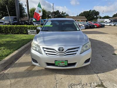 2010 Toyota Camry LE   - Photo 11 - Garland, TX 75042