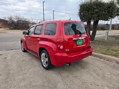 2011 Chevrolet HHR LT   - Photo 6 - Garland, TX 75042