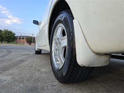 2002 Toyota Camry LE V6   - Photo 5 - Garland, TX 75042