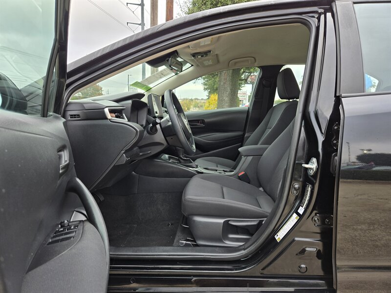 2024 Toyota Corolla LE - Photo 14 - Garland, TX 75042