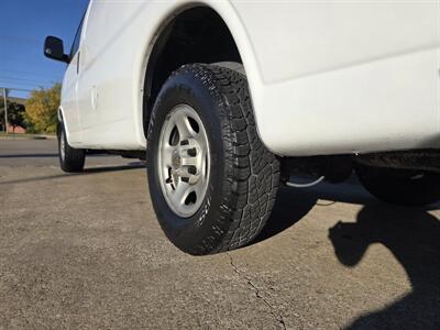 2005 Chevrolet Express 1500 - Photo 5 - Garland, TX 75042