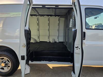 2005 Chevrolet Express 1500 - Photo 11 - Garland, TX 75042