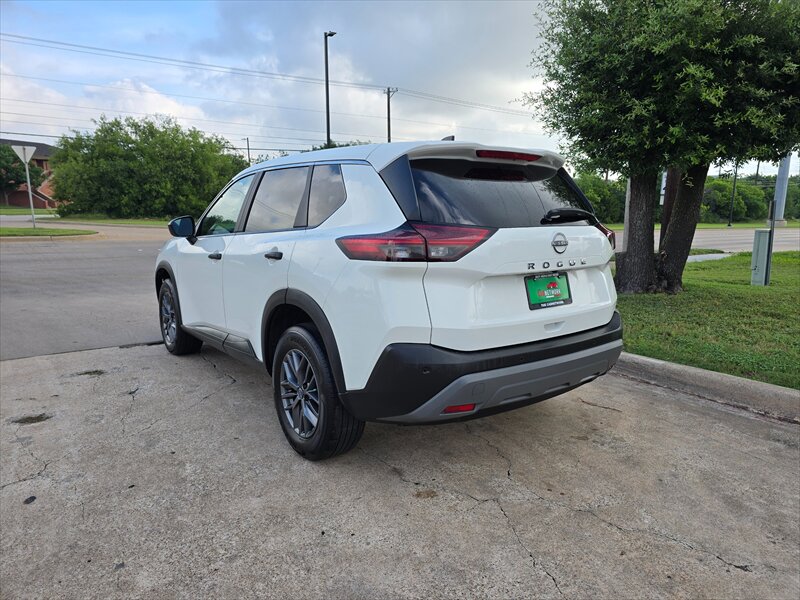 2023 Nissan Rogue S - Photo 7 - Garland, TX 75042