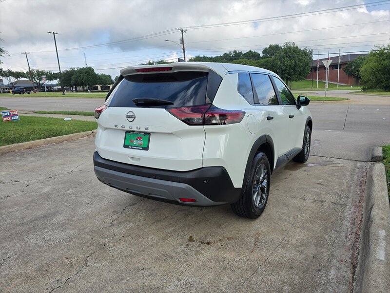 2023 Nissan Rogue S - Photo 9 - Garland, TX 75042