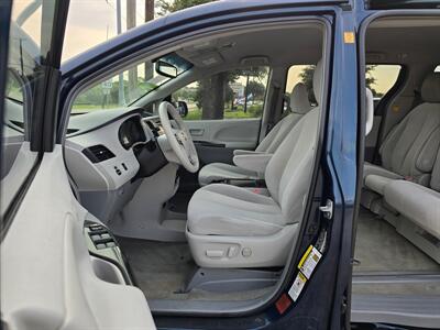 2012 Toyota Sienna LE 8-Passenger   - Photo 13 - Garland, TX 75042