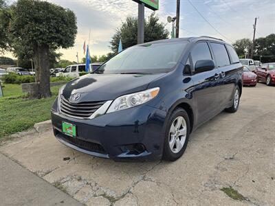 2012 Toyota Sienna LE 8-Passenger   - Photo 2 - Garland, TX 75042