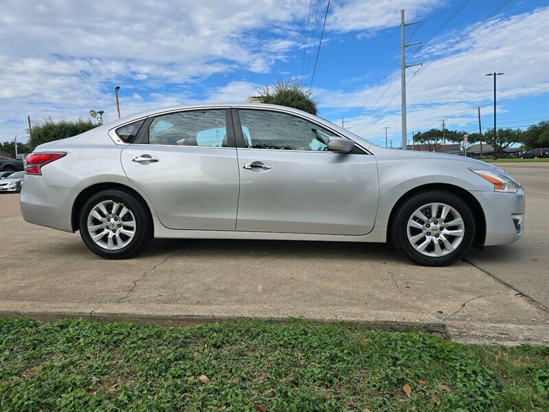 2014 Nissan Altima 2.5 - Photo 10 - Garland, TX 75042