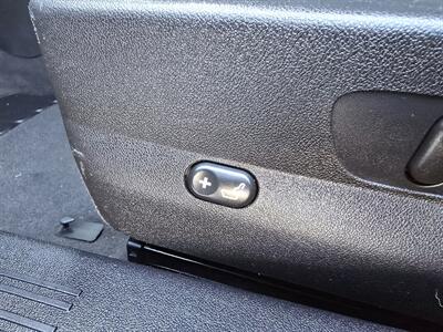 2010 Pontiac G6   - Photo 17 - Garland, TX 75042