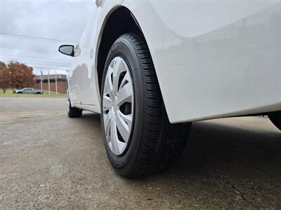 2015 Toyota Corolla LE Premium   - Photo 5 - Garland, TX 75042