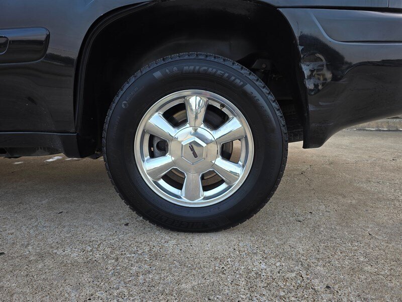 2004 GMC Envoy SLT - Photo 4 - Garland, TX 75042