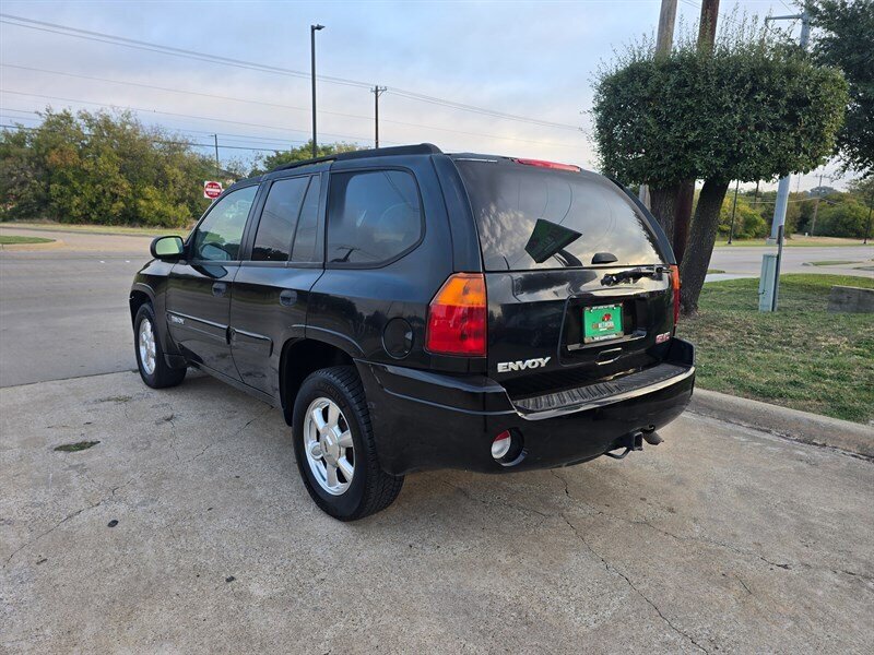 2004 GMC Envoy SLT - Photo 6 - Garland, TX 75042