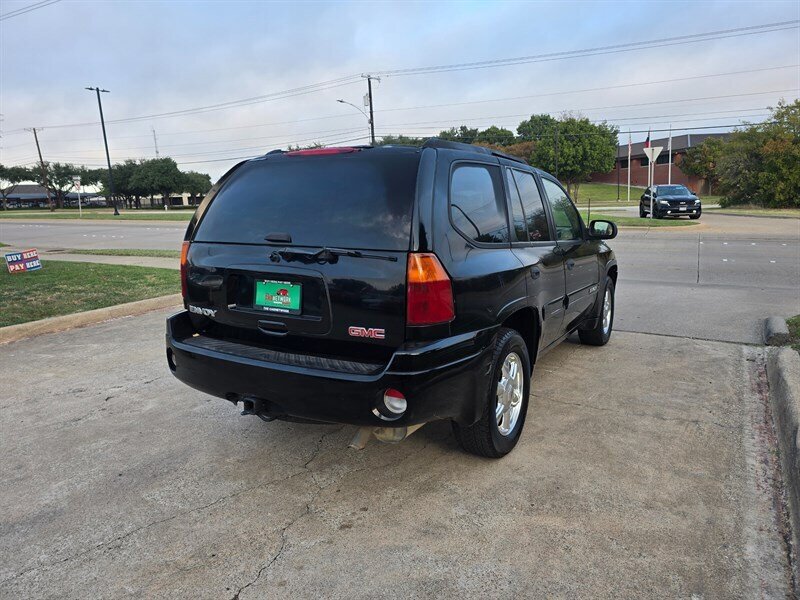 2004 GMC Envoy SLT - Photo 8 - Garland, TX 75042