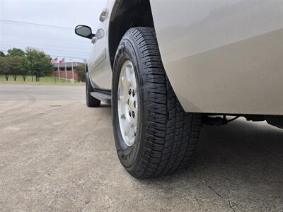 2008 Chevrolet Suburban LT   - Photo 5 - Garland, TX 75042