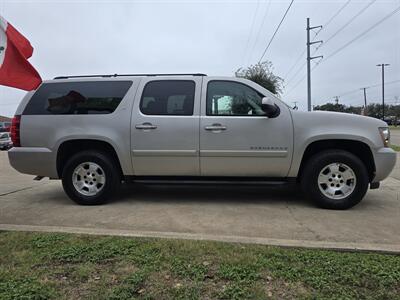 2008 Chevrolet Suburban LT   - Photo 9 - Garland, TX 75042