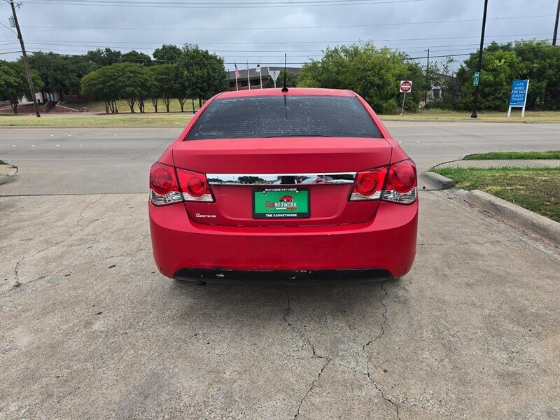 2013 Chevrolet Cruze 2LT Auto - Photo 7 - Garland, TX 75042
